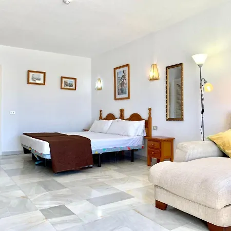 Inmejorables Vistas, Estudio Solo Adultos, Con Freewifi, Piscina, Cerca De Playa De America, En Sur De Tenerife * Costa Adeje (Tenerife)