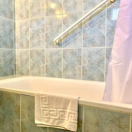 Inmejorables Vistas, Estudio Solo Adultos, Con Freewifi, Piscina, Cerca De Playa De America, En Sur De Tenerife