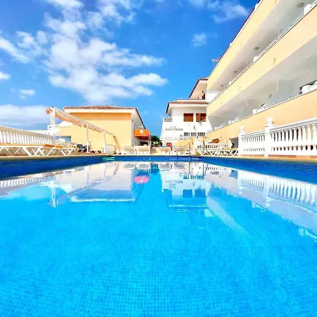 Inmejorables Vistas, Estudio Solo Adultos, Con Freewifi, Piscina, Cerca De Playa De America, En Sur De Tenerife *