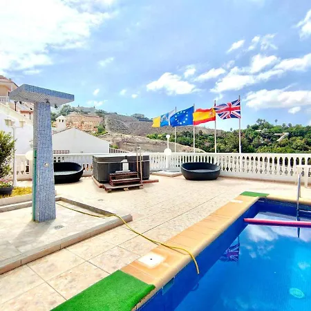 Inmejorables Vistas, Estudio Solo Adultos, Con Freewifi, Piscina, Cerca De Playa De America, En Sur De Tenerife *